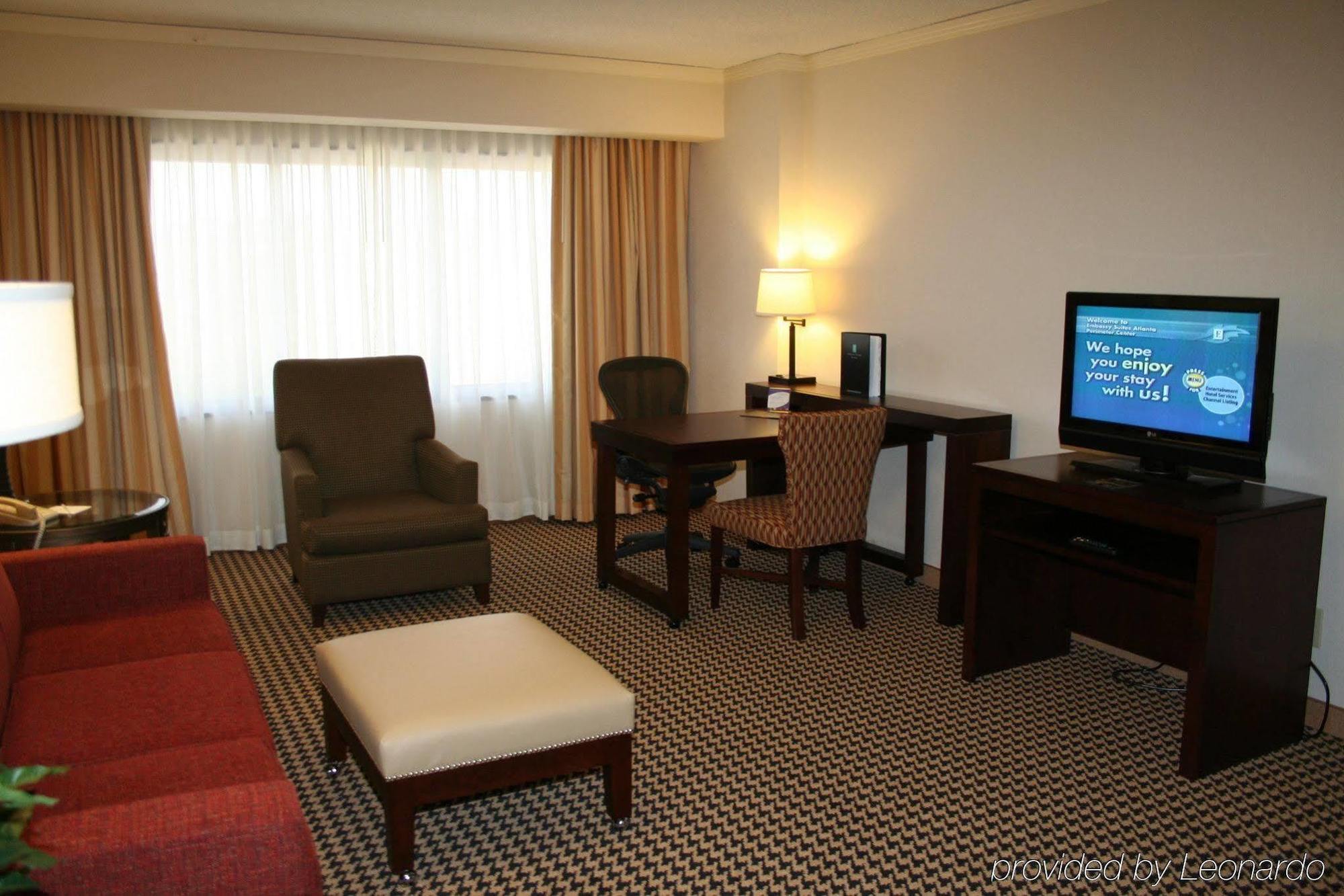 Embassy Suites By Hilton Atlanta Perimeter Center Δωμάτιο φωτογραφία